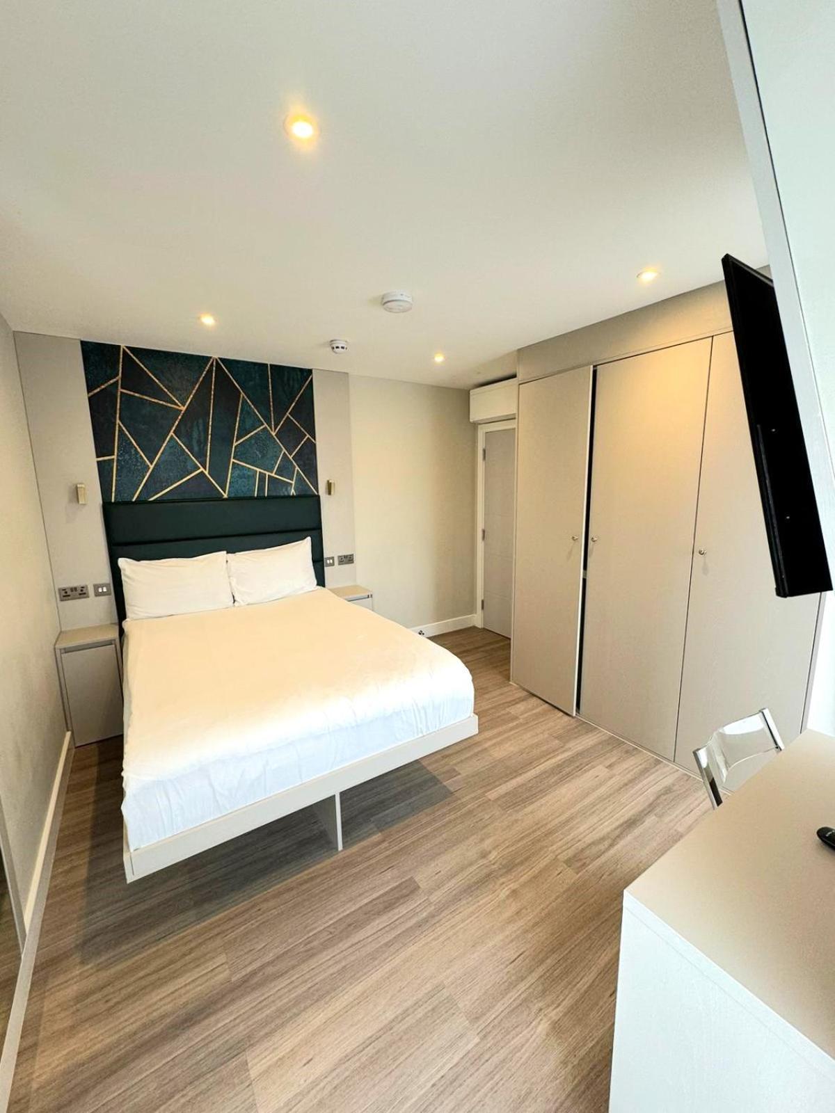 Hendon Aparthotel