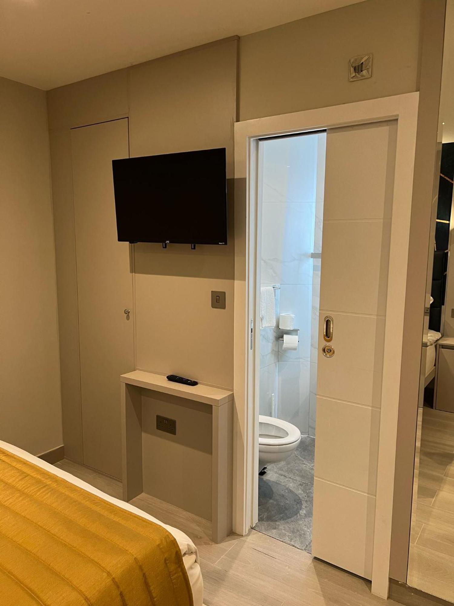 Aparthotel Hendon *